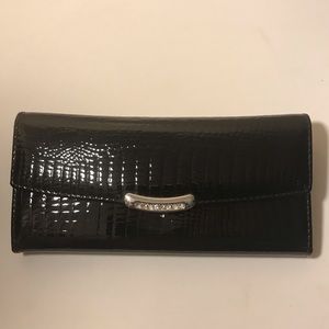 New genuine patent leather large wallet black